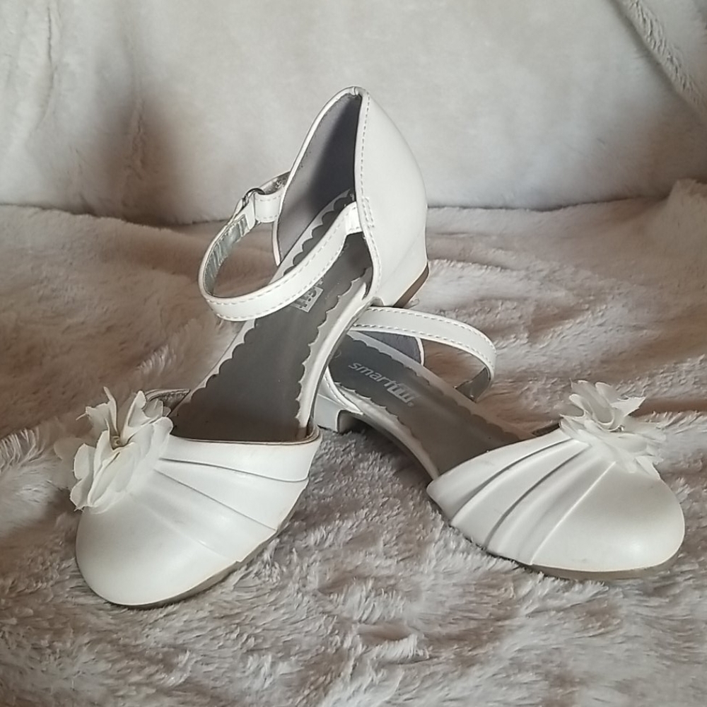 Girls dress shoes size 11